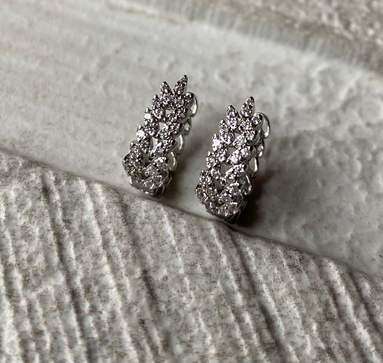 Sterling 925 Silver Finish Small Swarovski Crystal Oval Hoop Earrings