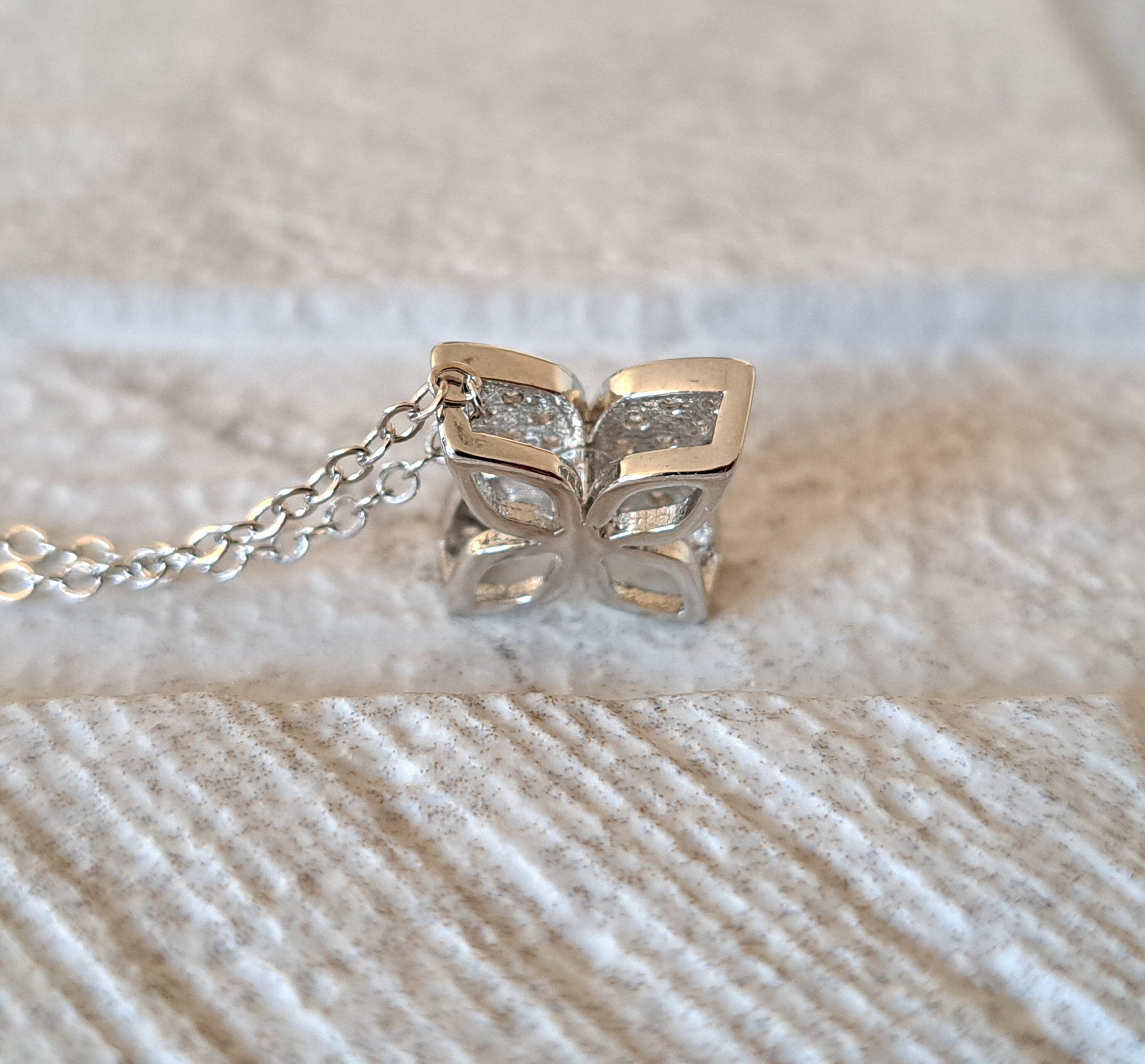 Silver 925 Plated Blossom Star Swarovski Crystal Clover Pendant Necklace