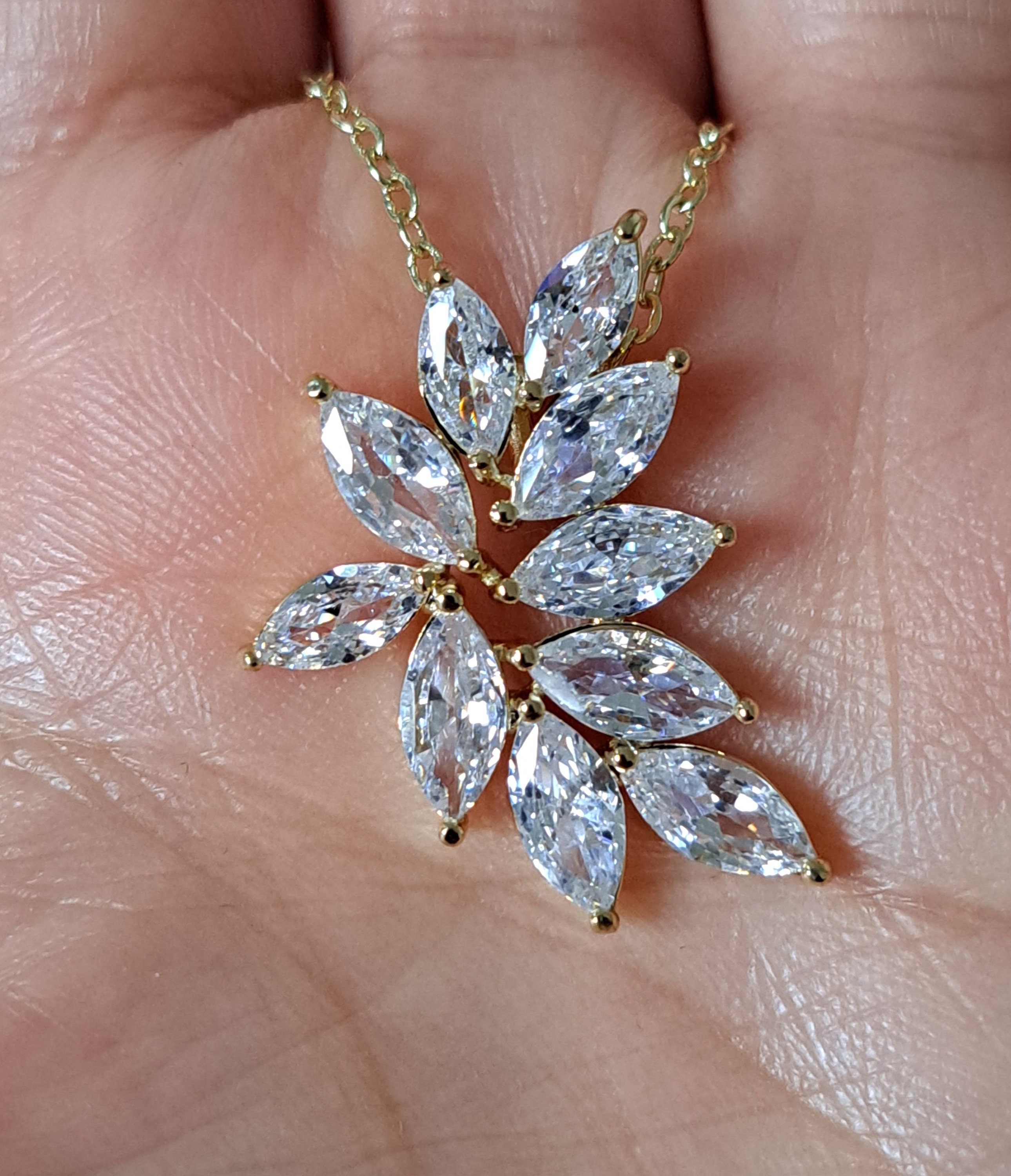 Gold Crystal Adjustable Flower Leaf Pendant Necklace