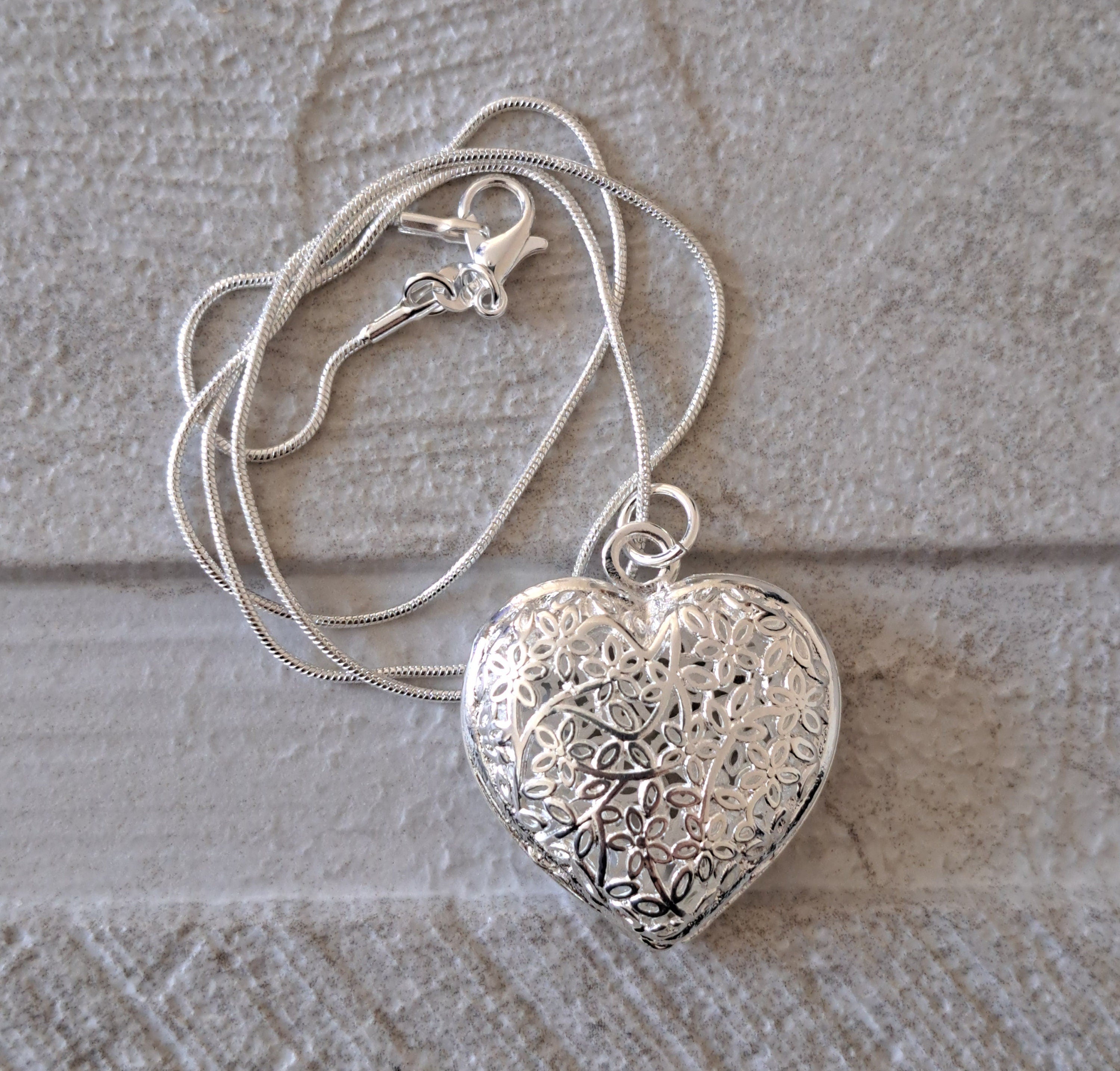 Large Silver 925 Cut Out Floral Heart Pendant and Necklace