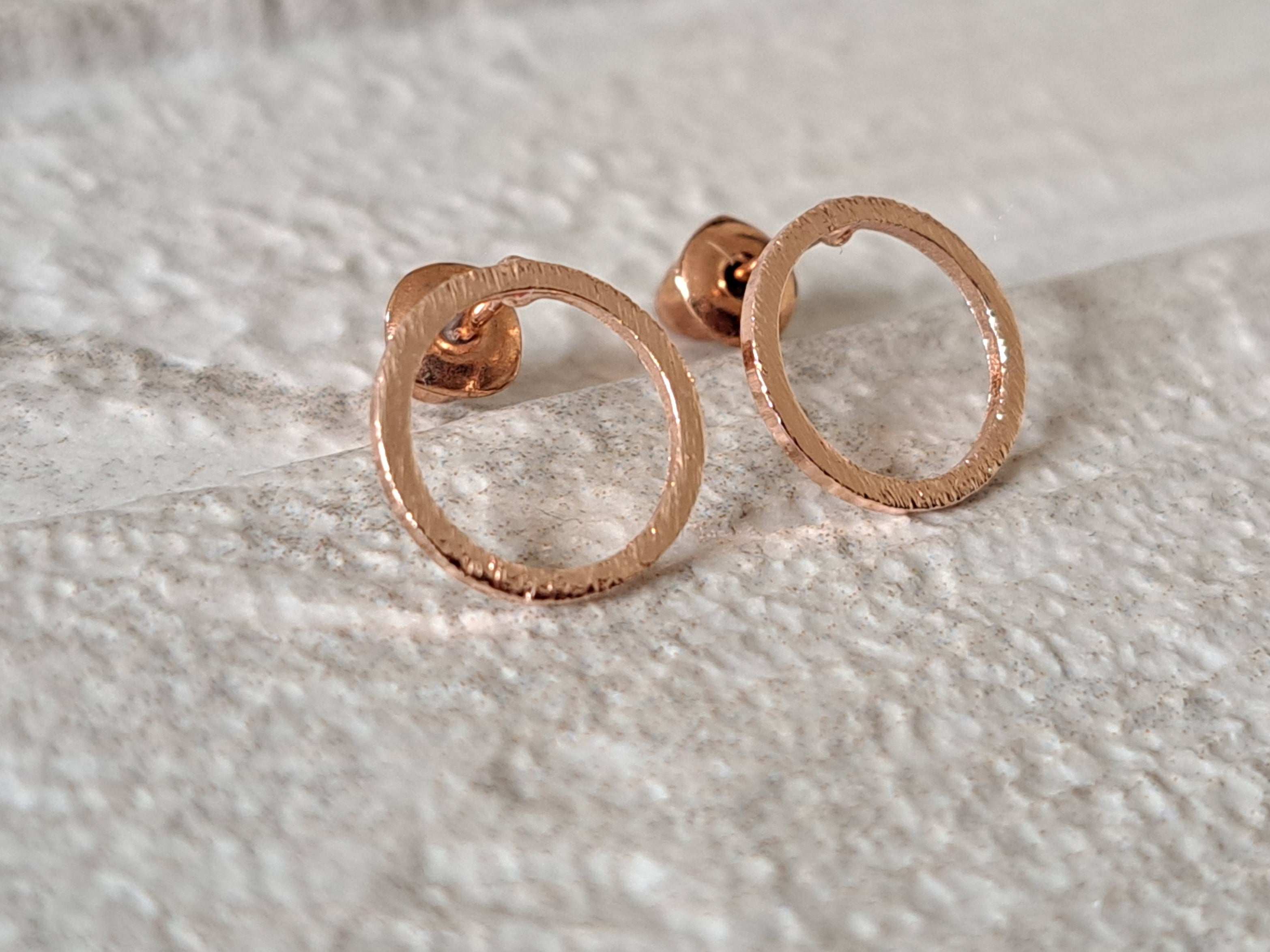 Rose Gold Textured Hollow Circle Stud Earrings