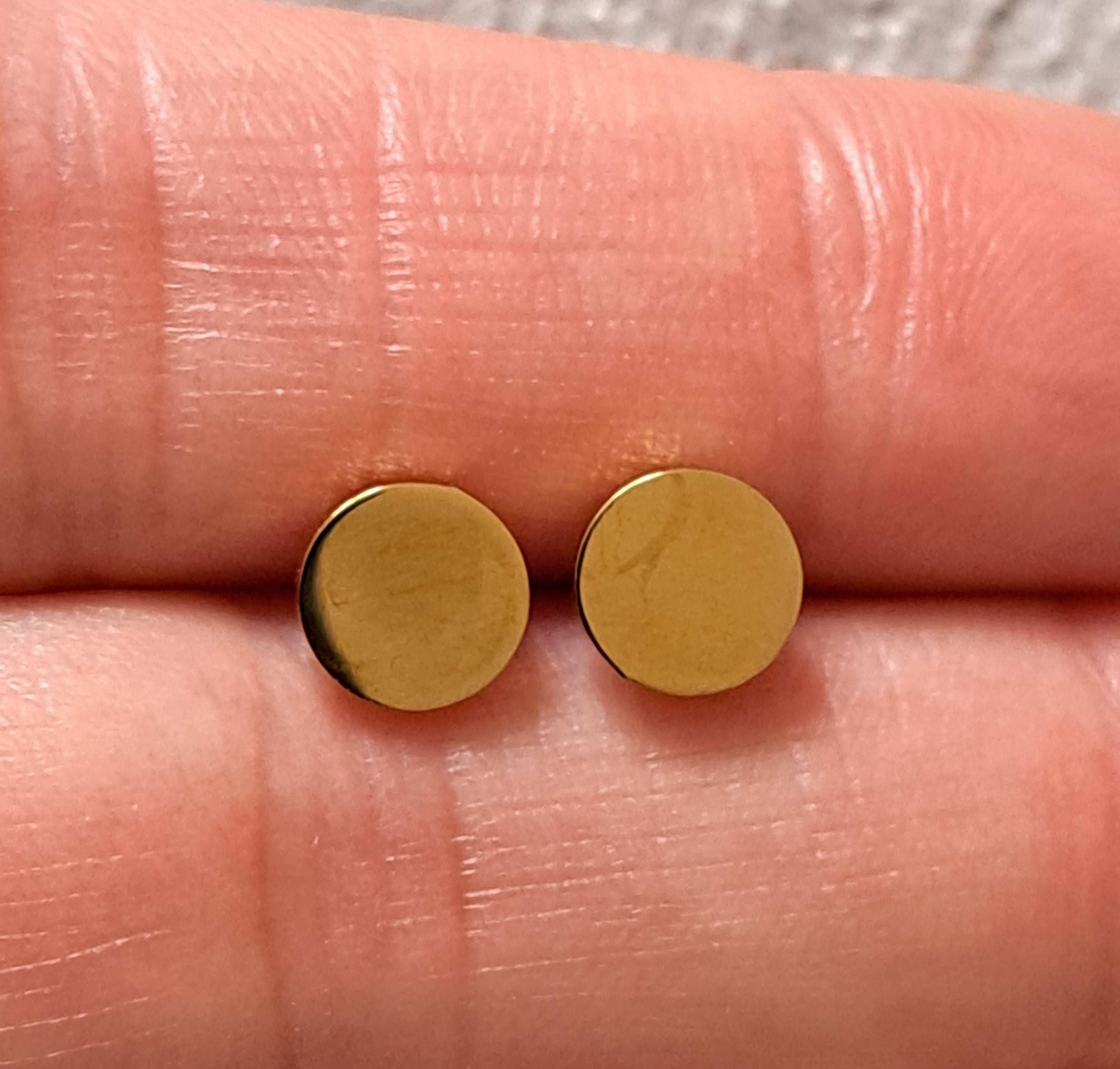 Gold Small Circle Dot Round Earrings
