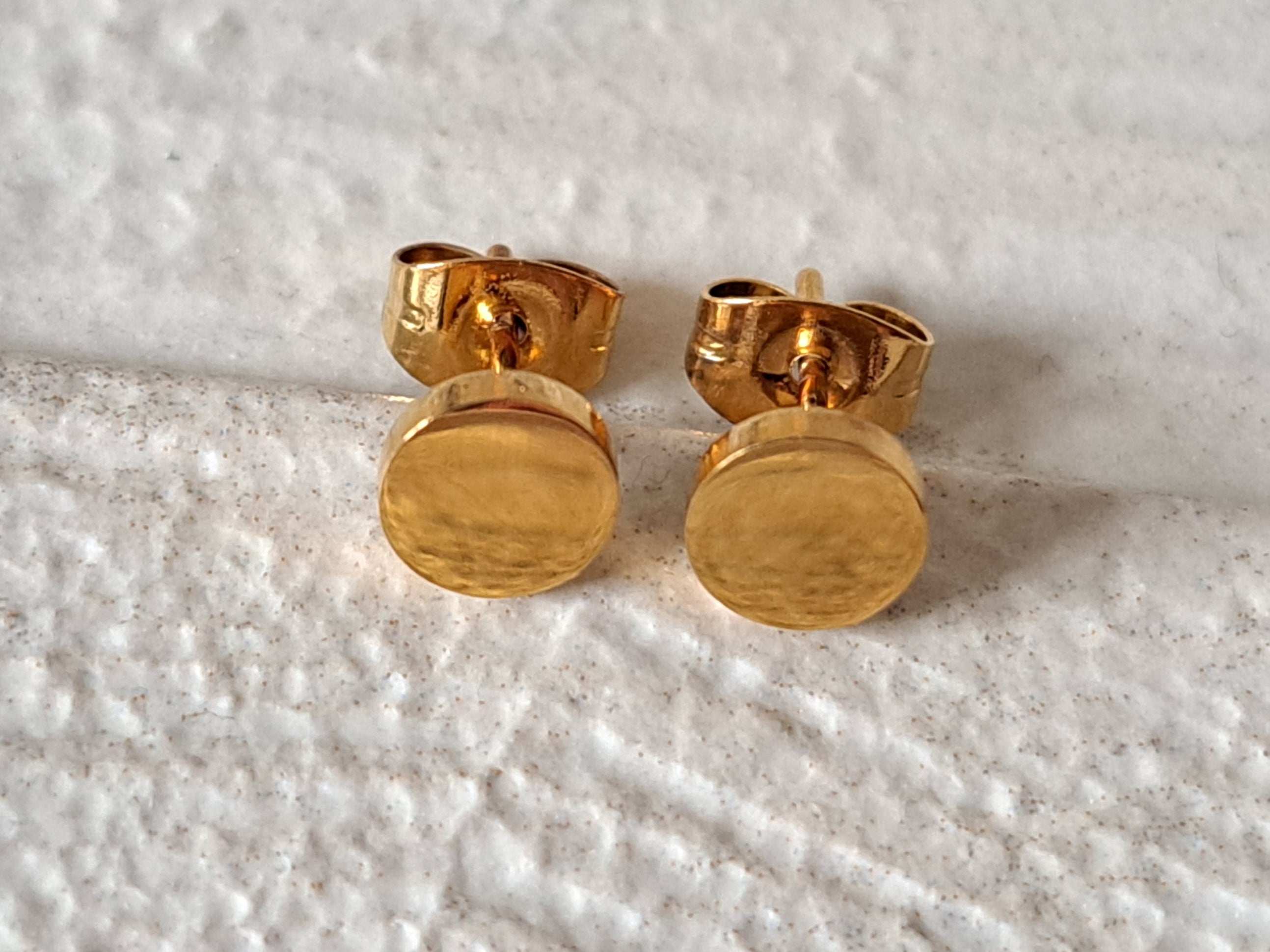 Gold Small Circle Dot Round Earrings