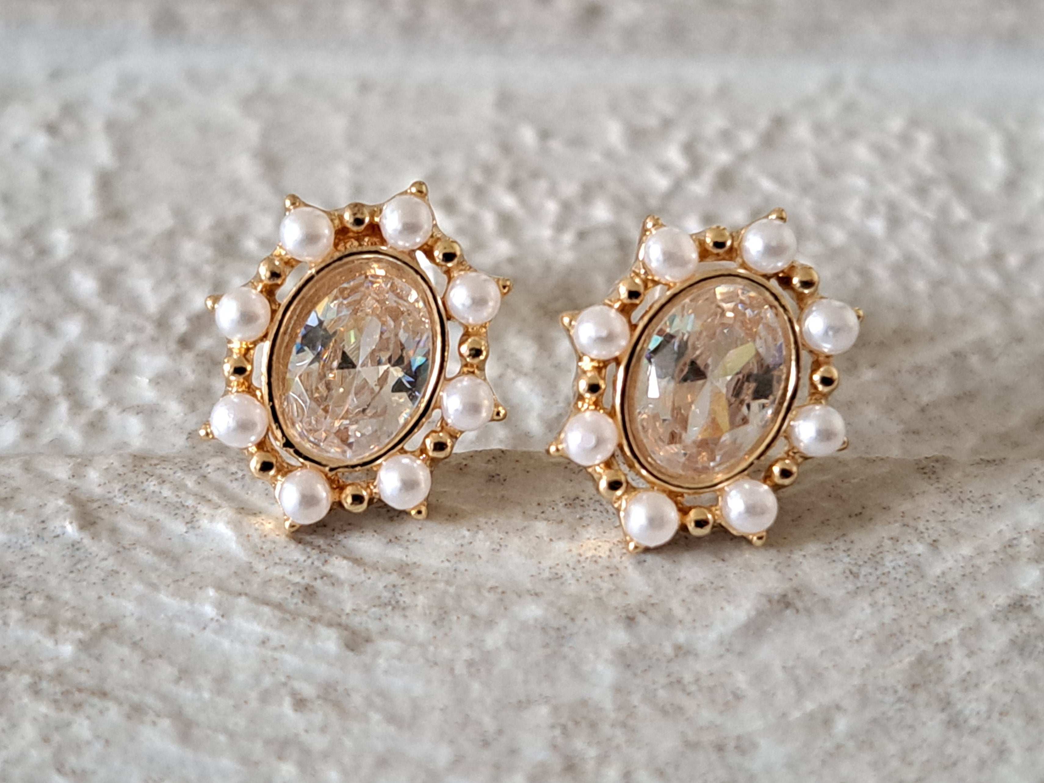 Gold Oval White Pearl Swarovski Crystal Earrings