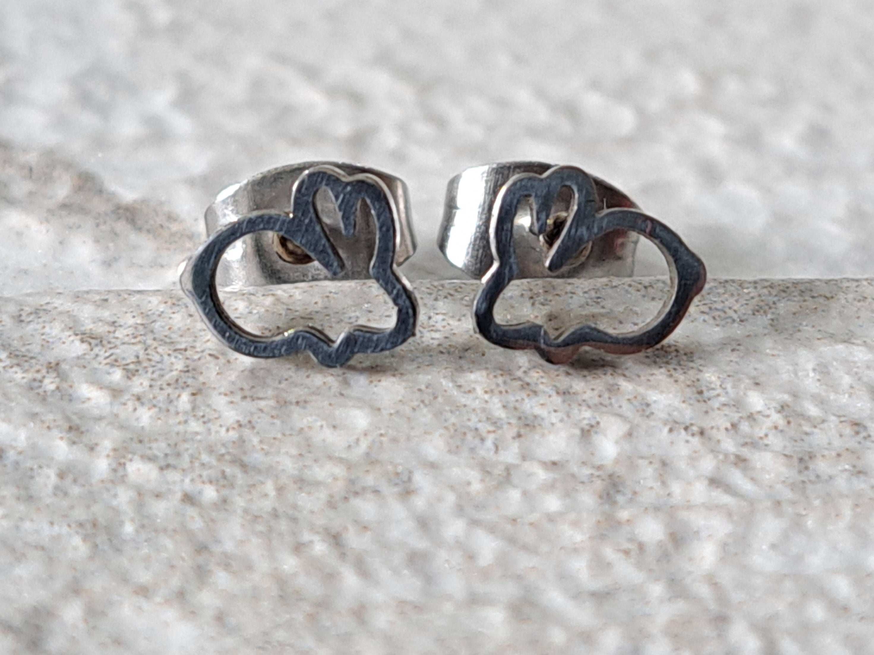 Silver Small Hollow Rabbit Earrings