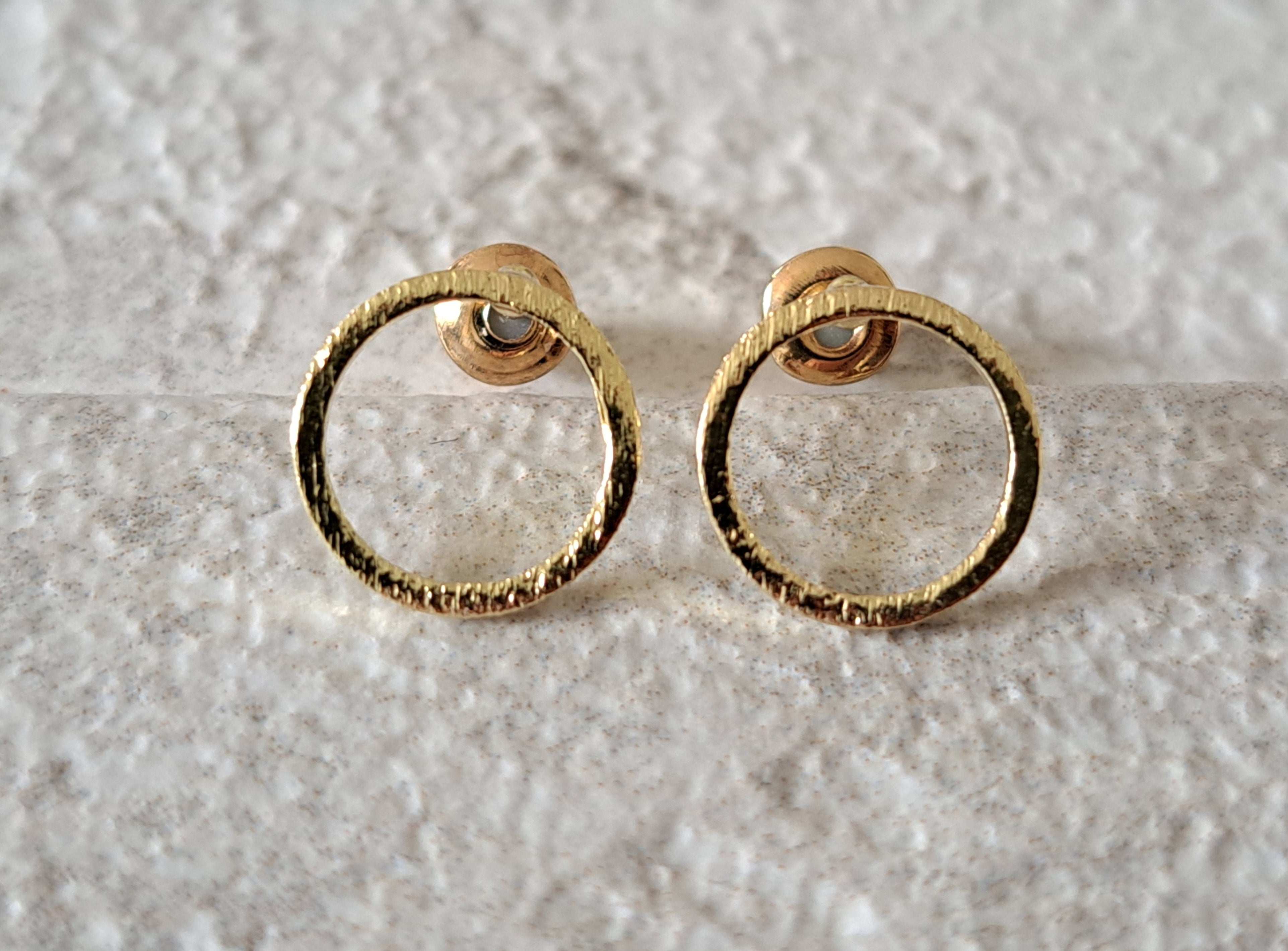 Gold Textured Hollow Circle Stud Earrings