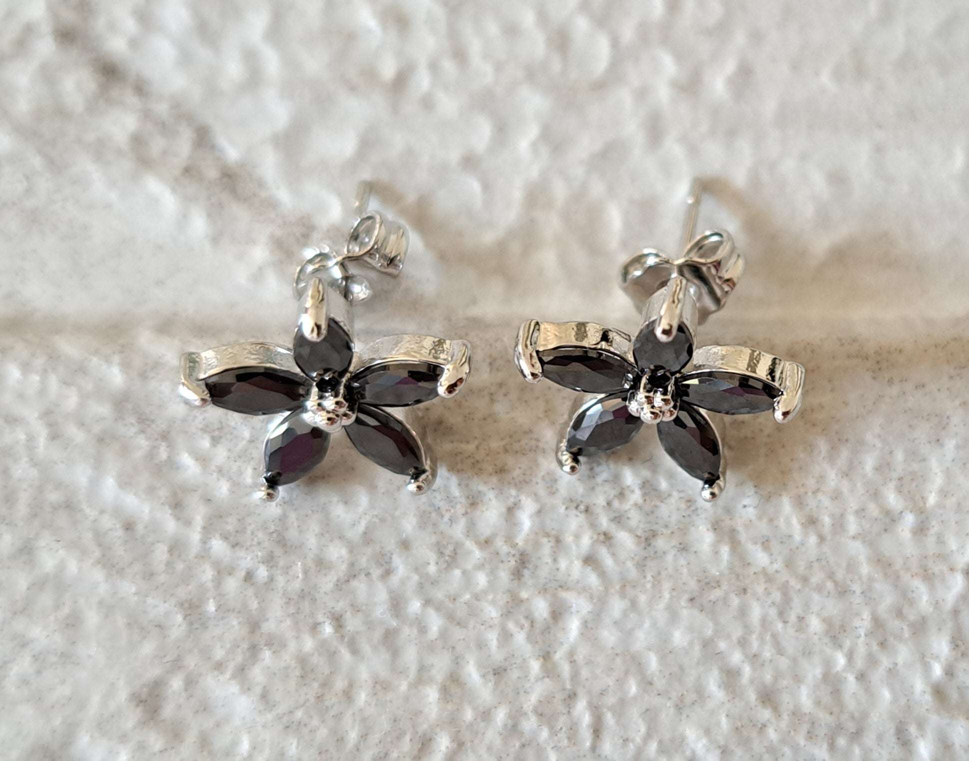 Black Silver Flower Star Swarovski Crystal Earrings
