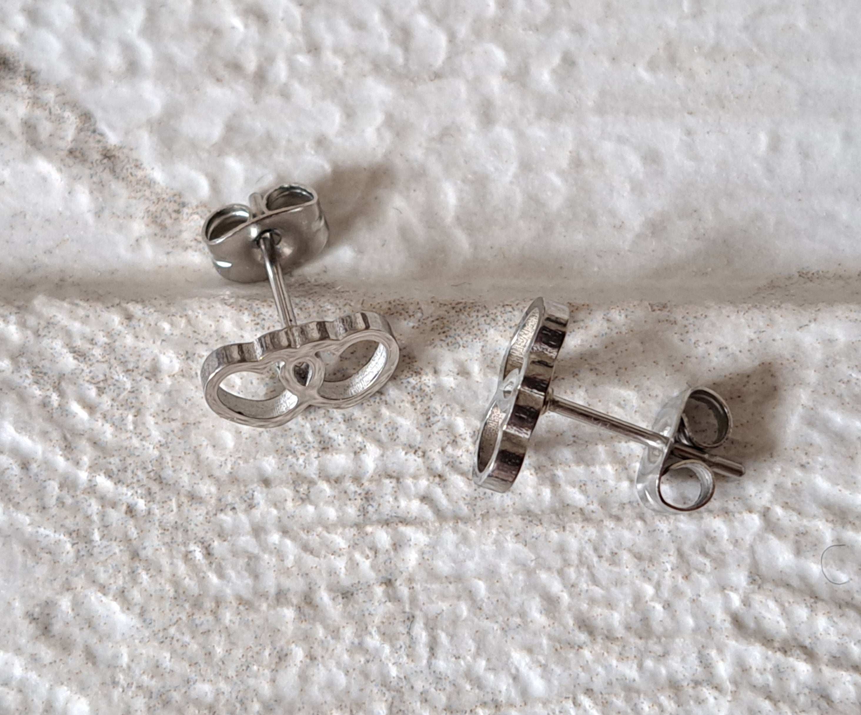 Small Silver Hollow Double Heart Stud Earrings