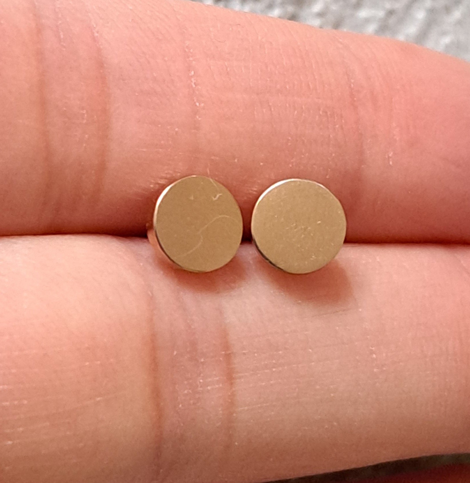 Rose Gold Small Circle Dot Round Earrings