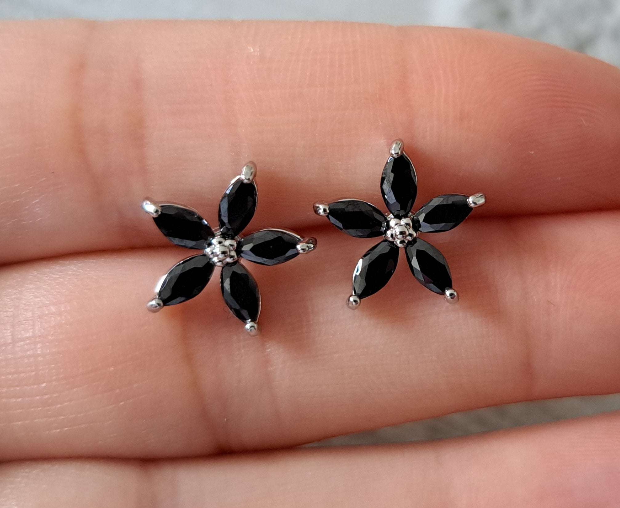 Black Silver Flower Star Swarovski Crystal Earrings